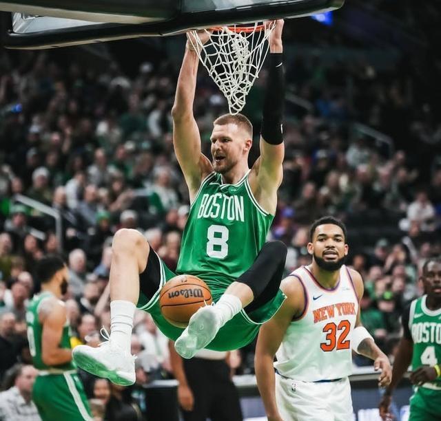 开云首页关于英超今夜再迎强敌,波士顿凯尔特人战术微调,主帅态度——管理层满意,训练强度明显提升的信息